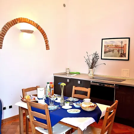 Oda ve Kahvaltı Chez Moi Floransa