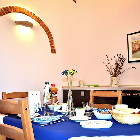 Chez Moi Bed & Breakfast 3*